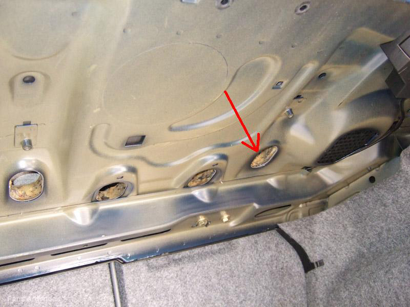 Bmw parcel shelf rattle #2