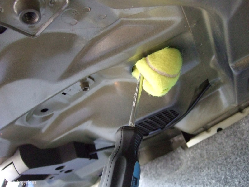Bmw e46 parcel shelf rattle #5